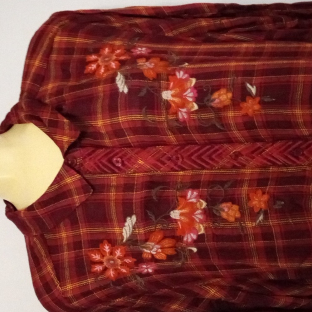 CLEARANCE Beautiful Red and Yellow Plaid Crocheted Blouse Size 30W